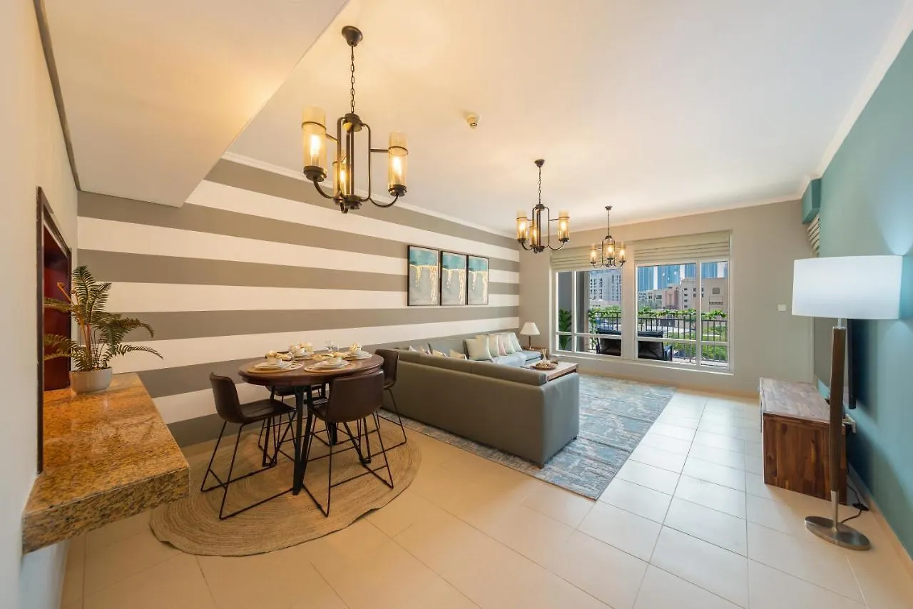 One Bedroom In Burj Views By Radiance Vacation Stays Dubai Apartment